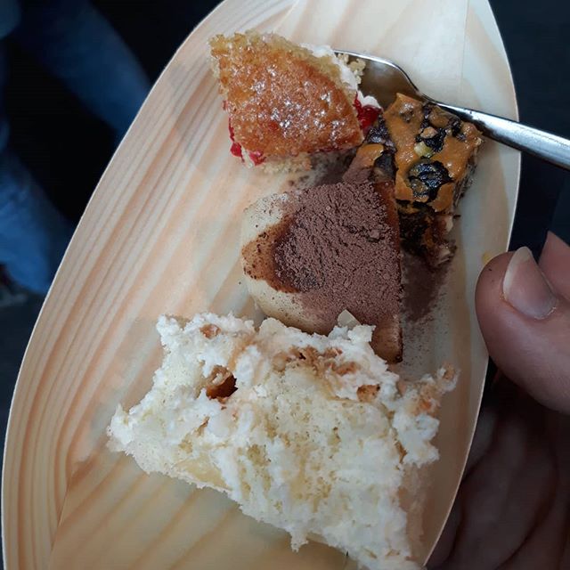 Not everyday that you get to be a judge on a #bakeoff competition… @oxfordbrookes