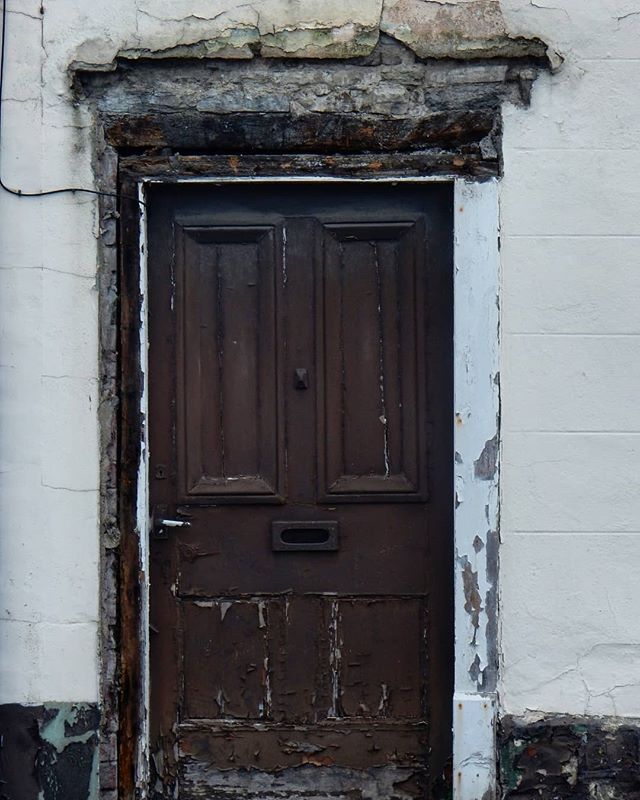 Textures of an old door... #textures #doors